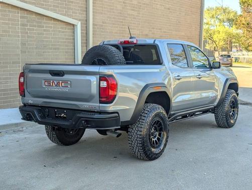 Sterling Metallic 2024 GMC Canyon AT4X