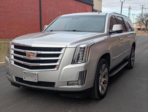 2017 Cadillac Escalade ESV Luxury