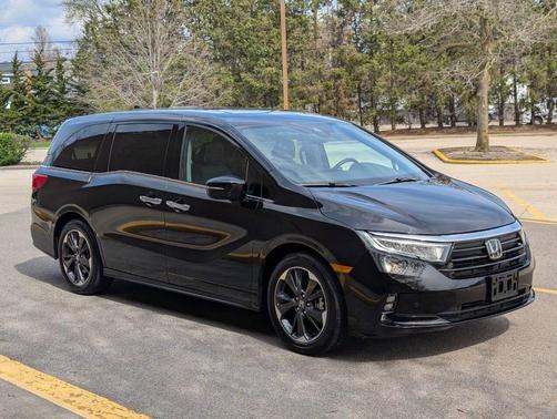 Black 2024 Honda Odyssey Elite 4dr Mini Van