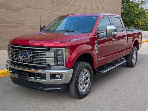 2018 Ford F-250 Lariat 4x4 4dr Crew Cab 6.8 ft. SB Pickup