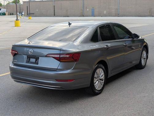 Gray 2019 Volkswagen Jetta 1.4T S