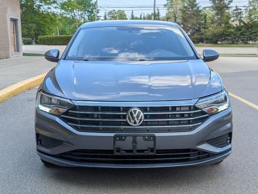 Gray 2019 Volkswagen Jetta 1.4T S