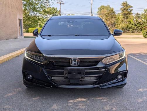 Black 2022 Honda Accord Sport SE 1.5T