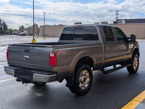 2013 Ford F-250 Lariat 4x4 4dr Crew Cab 6.8 ft. SB Pickup