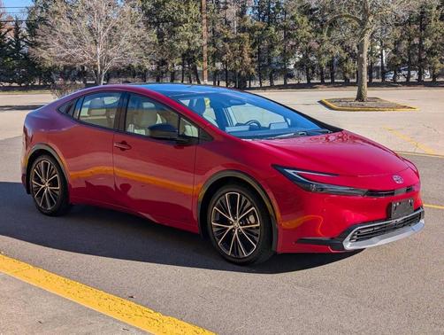2024 Toyota Prius XLE