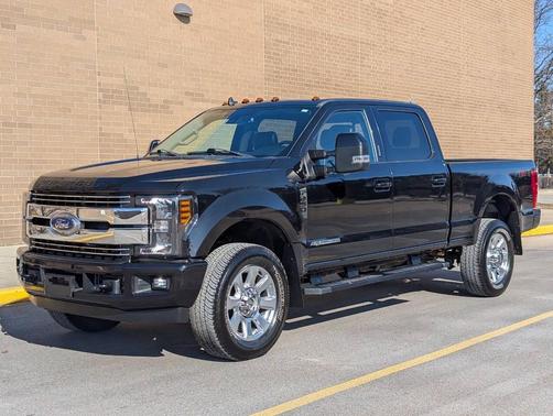 Black 2019 Ford F-250 Lariat Truck
