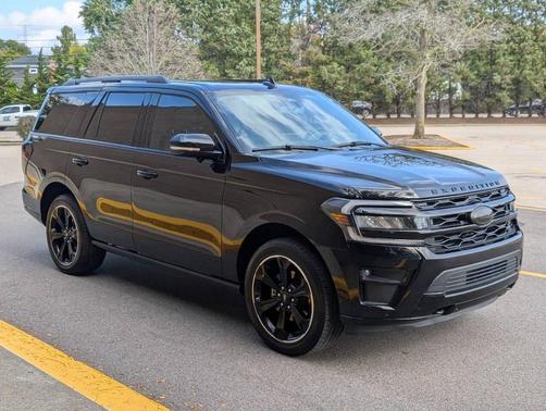 2024 Ford Expedition Limited 4x4 4dr SUV