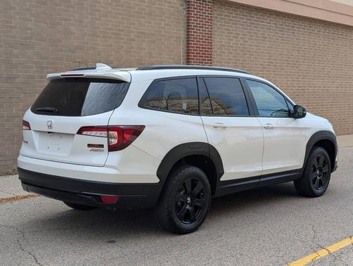 2022 Honda Pilot TrailSport AWD 4dr SUV