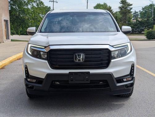 White 2023 Honda Ridgeline RTL-E
