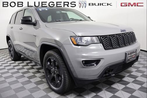 Sting-Gray Clearcoat 2020 Jeep Grand Cherokee Upland