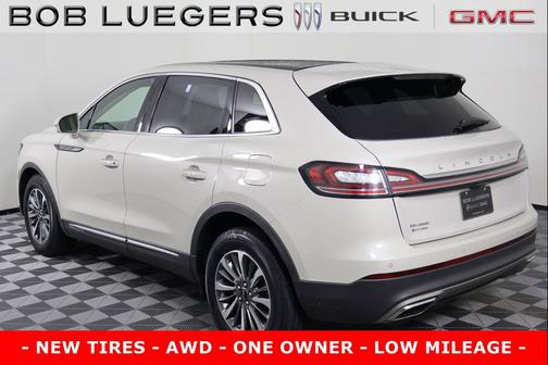 2022 Lincoln Nautilus Reserve