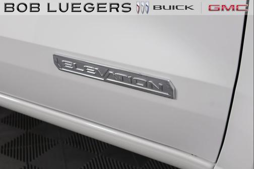 Summit White 2026 GMC Canyon Elevation