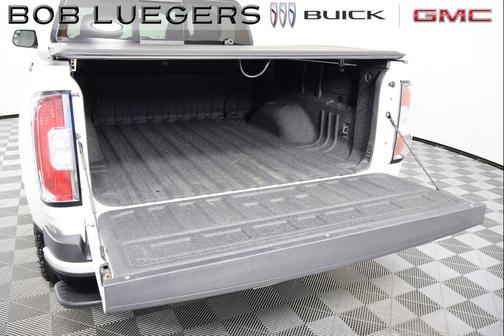 Summit White 2022 GMC Canyon AT4