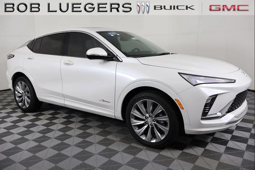 White Frost Tricoat 2024 Buick Envista Avenir FWD