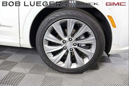 White Frost Tricoat 2024 Buick Envista Avenir FWD
