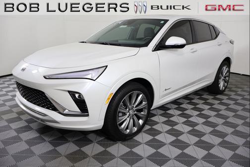 White Frost Tricoat 2024 Buick Envista Avenir FWD