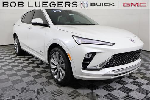 White Frost Tricoat 2024 Buick Envista Avenir FWD