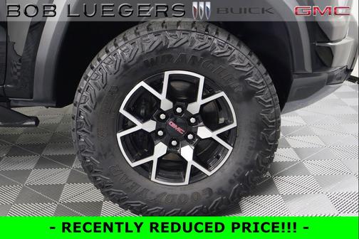 2023 GMC Canyon AT4X