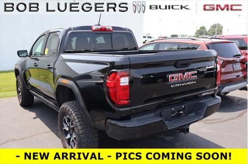 2023 GMC Canyon AT4X