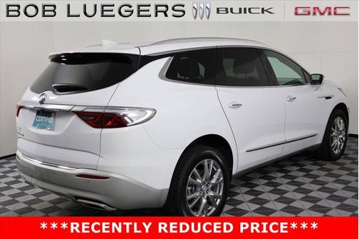 2024 Buick Enclave Essence FWD