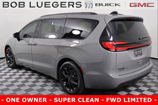 2025 Chrysler Pacifica Limited