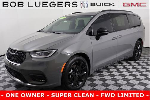 2025 Chrysler Pacifica Limited