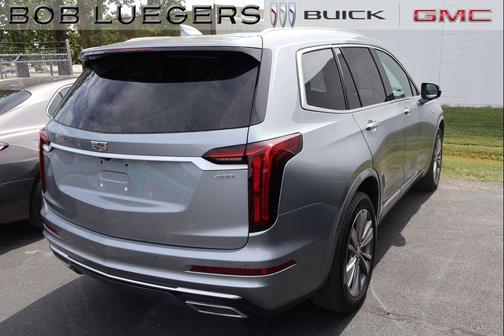 2025 Cadillac XT6 Premium Luxury FWD