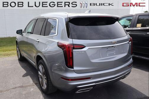 2025 Cadillac XT6 Premium Luxury FWD