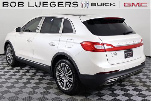 White Platinum Metallic Tri-Coat 2017 Lincoln MKX Reserve