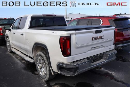 2021 GMC Sierra 1500 SLT