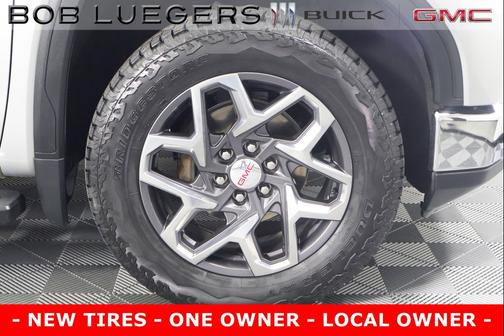 2022 GMC Sierra 1500 SLT