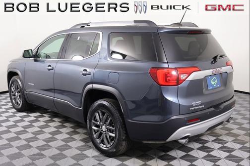 Gray 2019 GMC Acadia SLT-1
