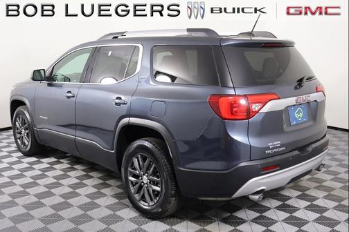 Gray 2019 GMC Acadia SLT-1