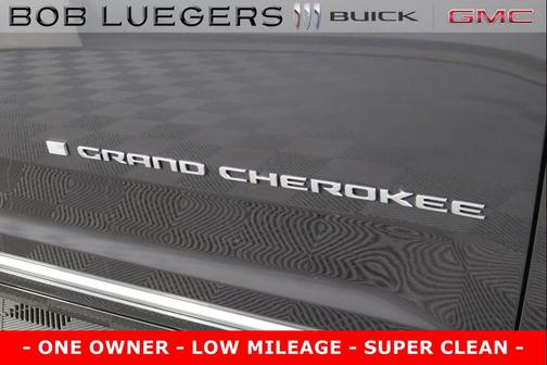 2022 Jeep Grand Cherokee Summit