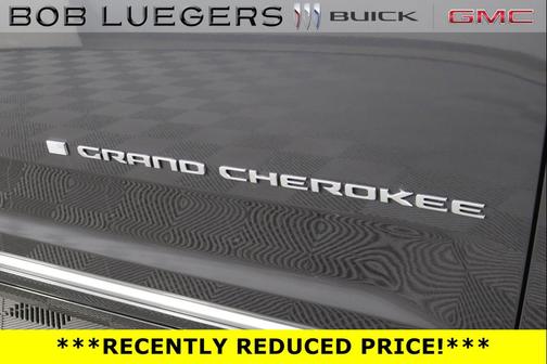 2022 Jeep Grand Cherokee Summit