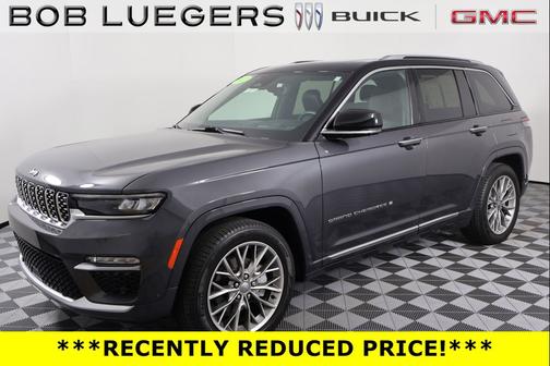 2022 Jeep Grand Cherokee Summit