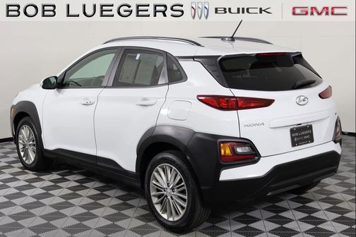 2021 Hyundai KONA SEL