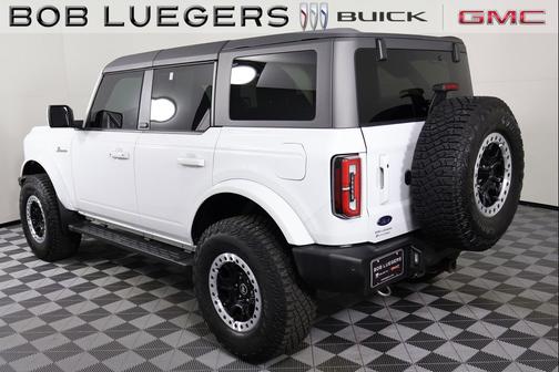 2024 Ford Bronco Outer Banks