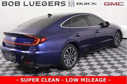 2021 Hyundai SONATA Limited