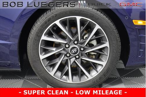 2021 Hyundai SONATA Limited