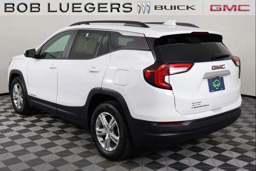 Summit White 2024 GMC Terrain SLE