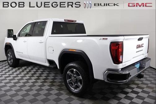 2025 GMC Sierra 2500 SLE