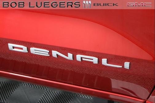 2025 GMC Canyon Denali