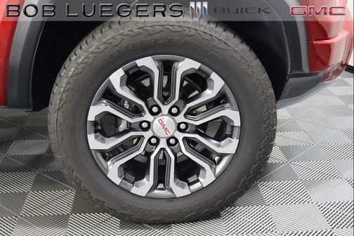 2025 GMC Canyon Denali