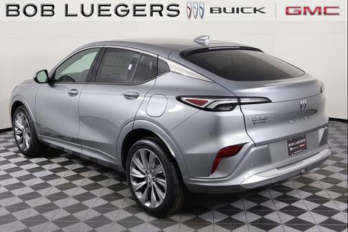 Moonstone Gray Metallic 2026 Buick Envista Avenir FWD