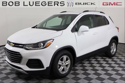 Summit White 2020 Chevrolet Trax LT