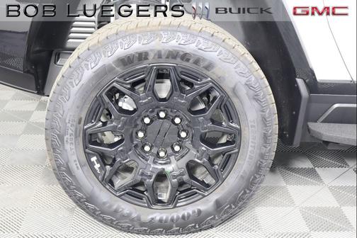 2026 GMC HUMMER EV SUV 2X