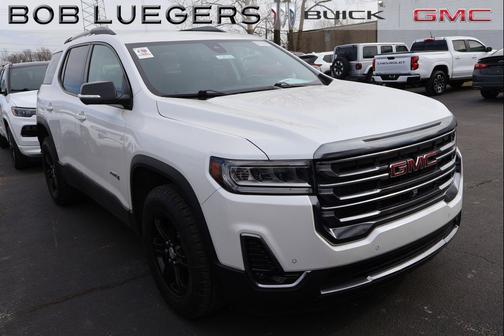 2023 GMC Acadia AWD AT4