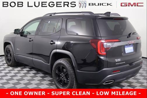 2023 GMC Acadia AWD AT4