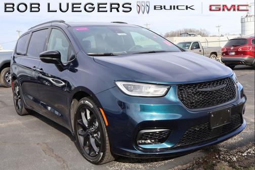 2025 Chrysler Pacifica Limited